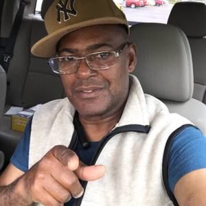 Meet your Posher, Maximo